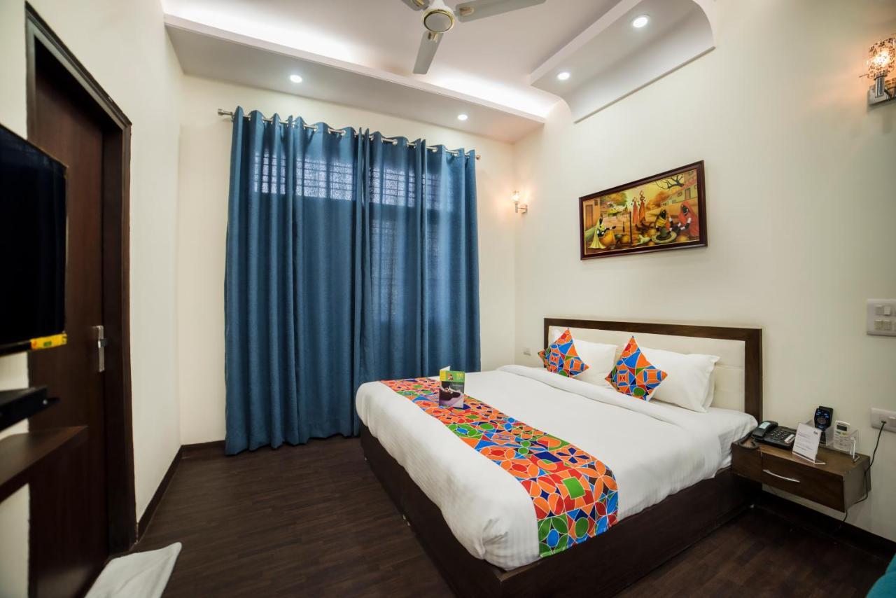 Fabhotel Mannat Residency Sec 52 Гургаон Экстерьер фото