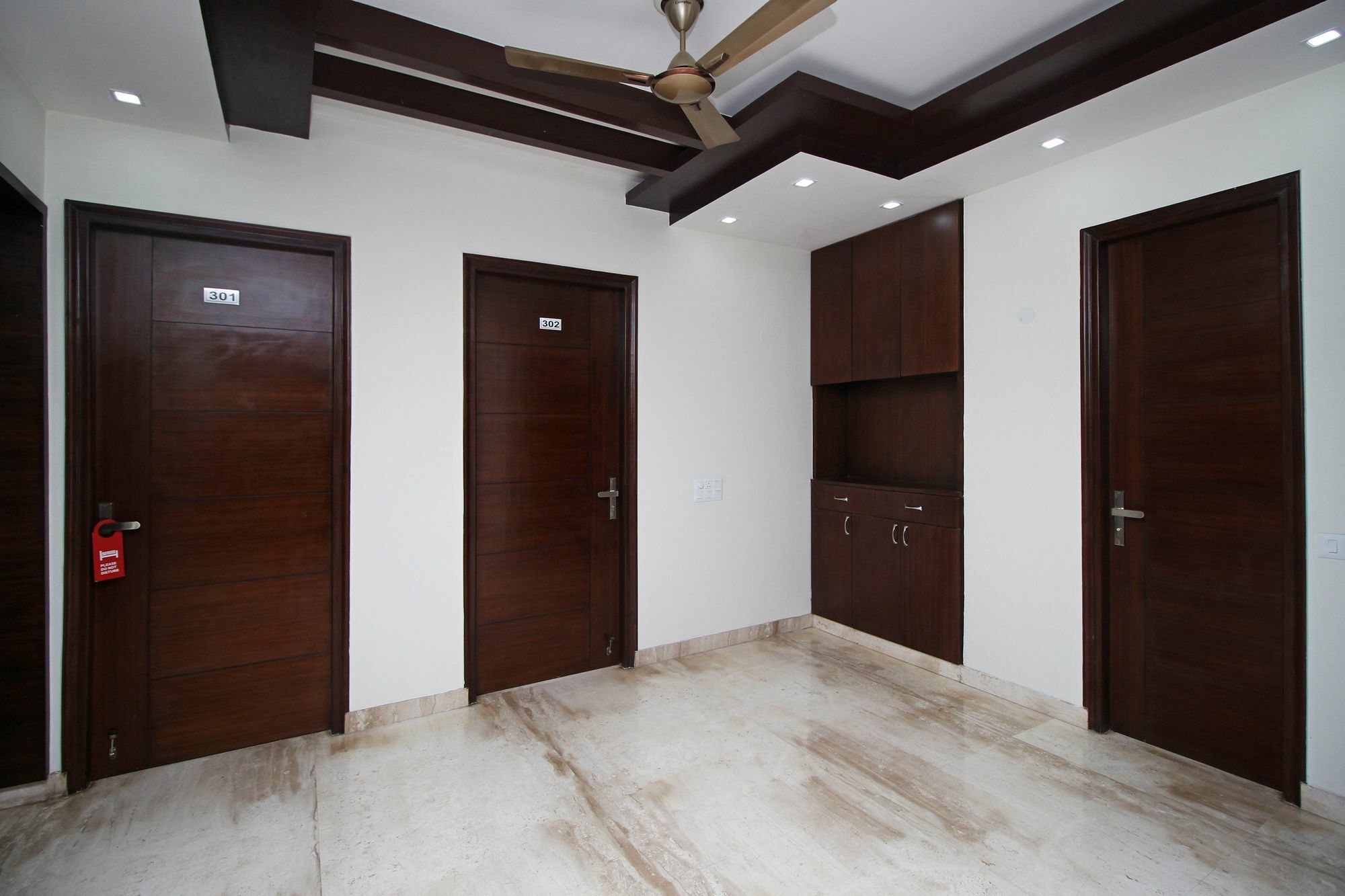 Fabhotel Mannat Residency Sec 52 Гургаон Экстерьер фото